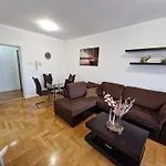 Modern Comfort Free Parking